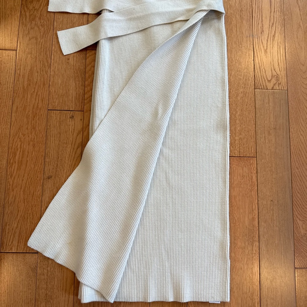 Zara Cream Maxi Knit Skirt